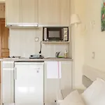 Appartement Nontas 22 *