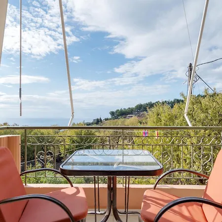 Apartment Nontas 22 *